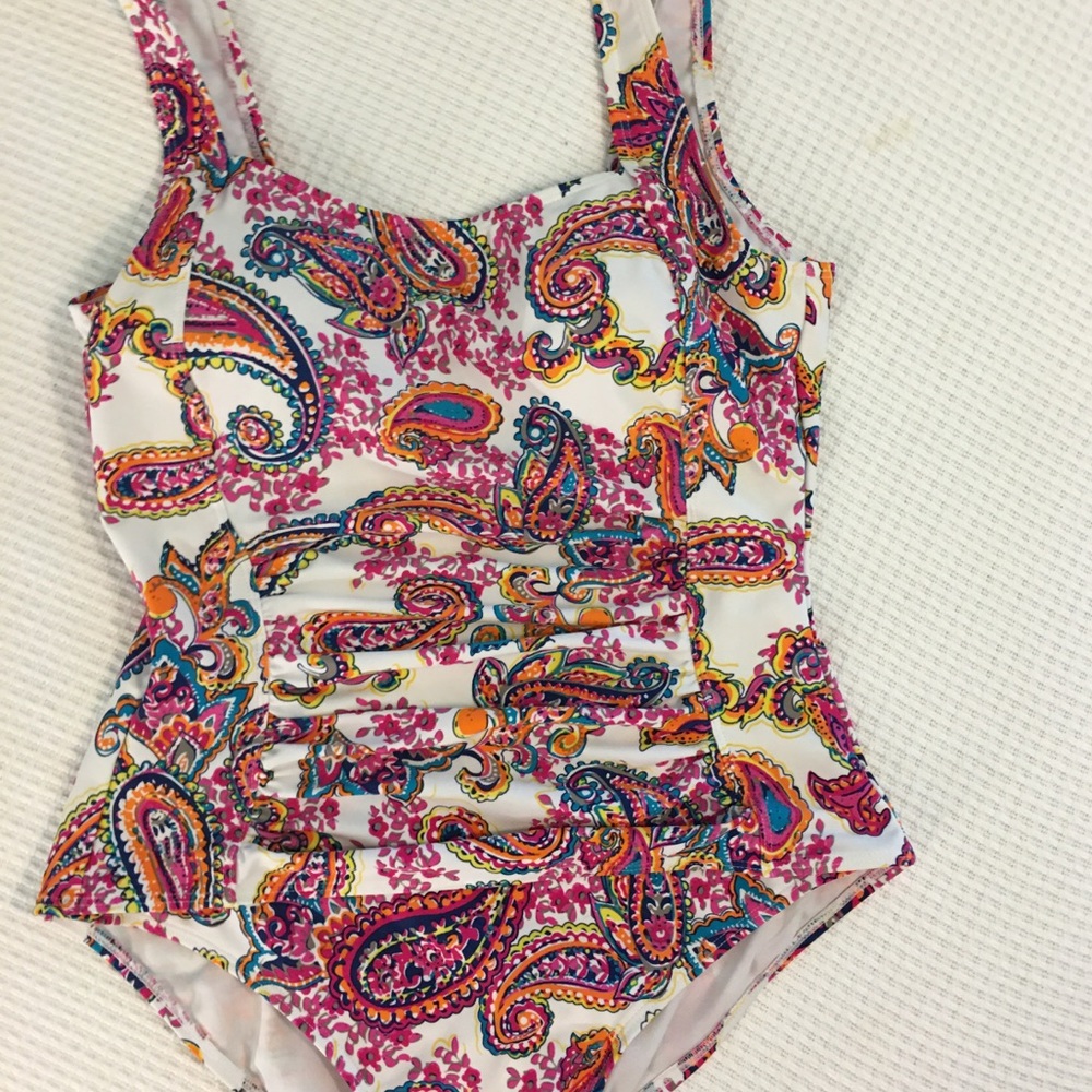 Beautiful one-piece NWOT